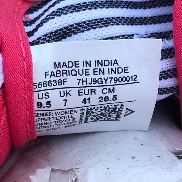 Wmns Converse CTAS Dainty Ox Pink Low Top Sneakers - Picture 9 of 12